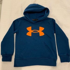 Under Armor boys hooded sweatshirt